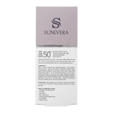 کرم ضد آفتاب بی رنگ SPF50 سانیورا مناسب انواع پوست 50 میلی لیتر